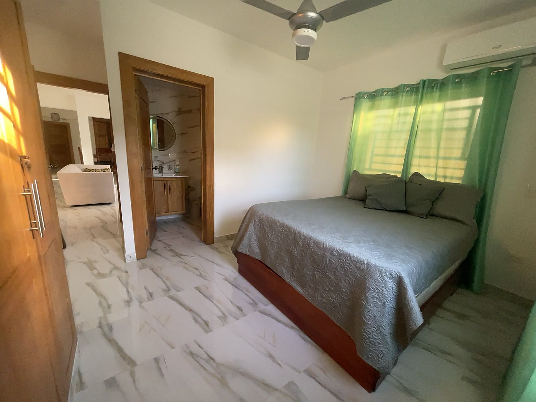 A bedroom in Residencial Montesino 1B